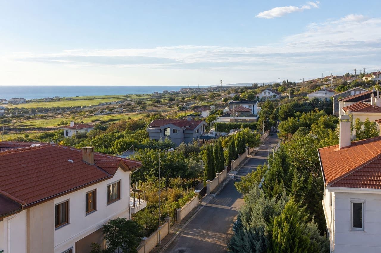 Yakuplu 1.850 m² Tarla — Yatırımlık — Fotoğraf 1