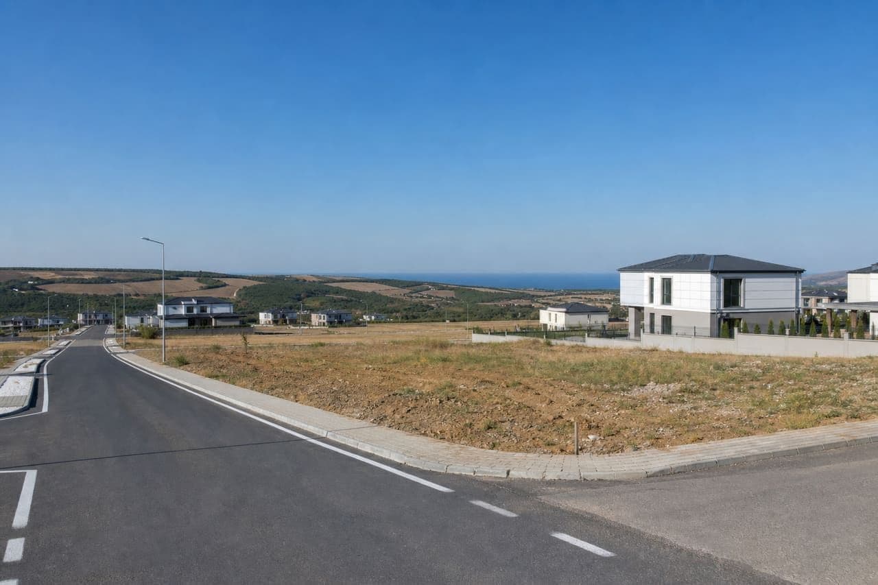 Yeniköy Yeni Yapım 4+1 Villa — 620 m² Arsa — Fotoğraf 1